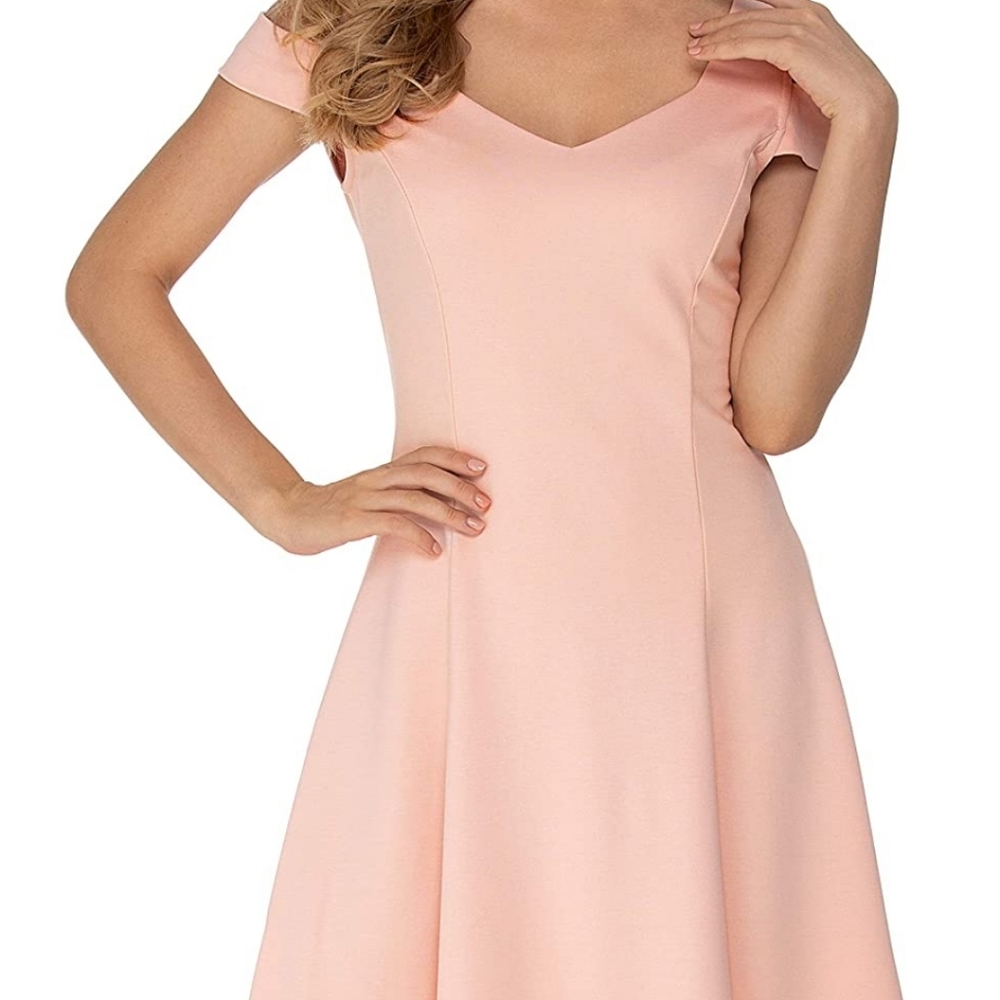 Pink open shoulder dress M